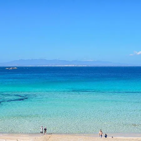 2 Bedroom Lovely In Punta Su Turrione Lägenhet *