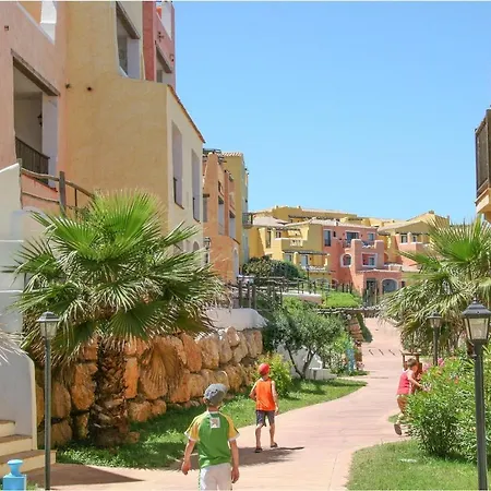 2 Bedroom Lovely In Punta Su Turrione Appartement