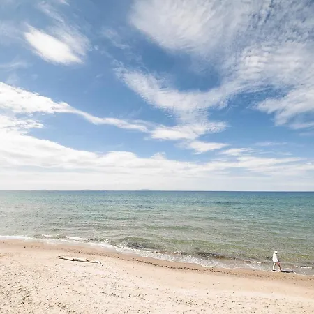 Appartement 2 Bedroom Lovely In Punta Su Turrione *
